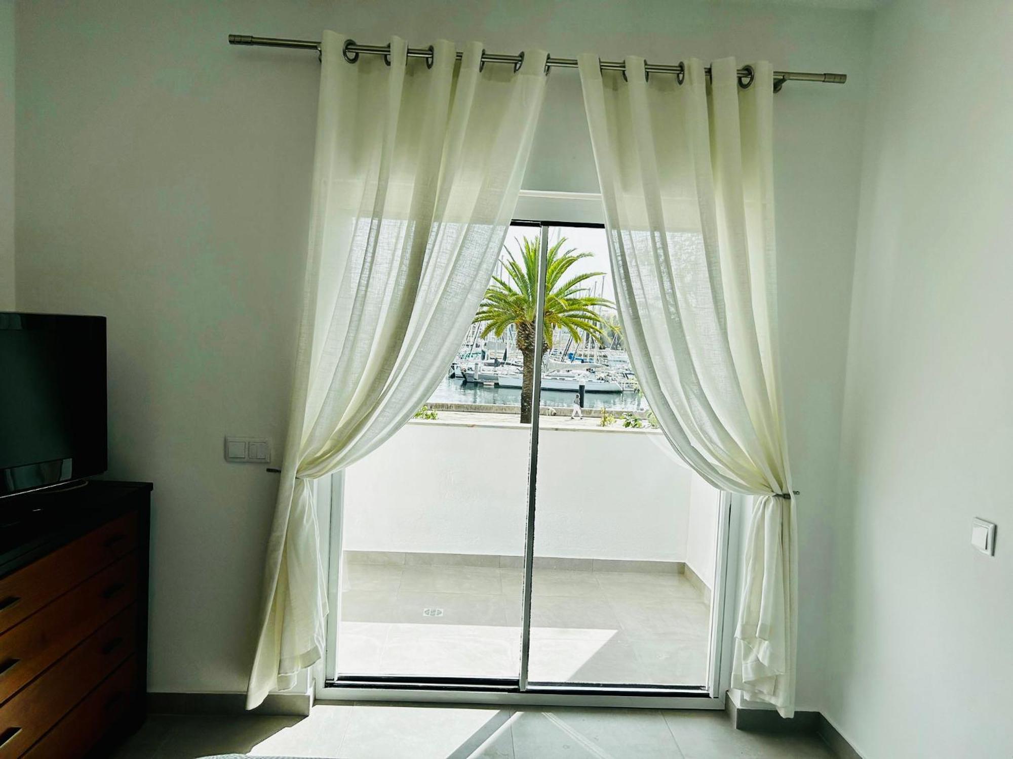 Studio Apt With Spectacular Views Of Lagos Marina ภายนอก รูปภาพ
