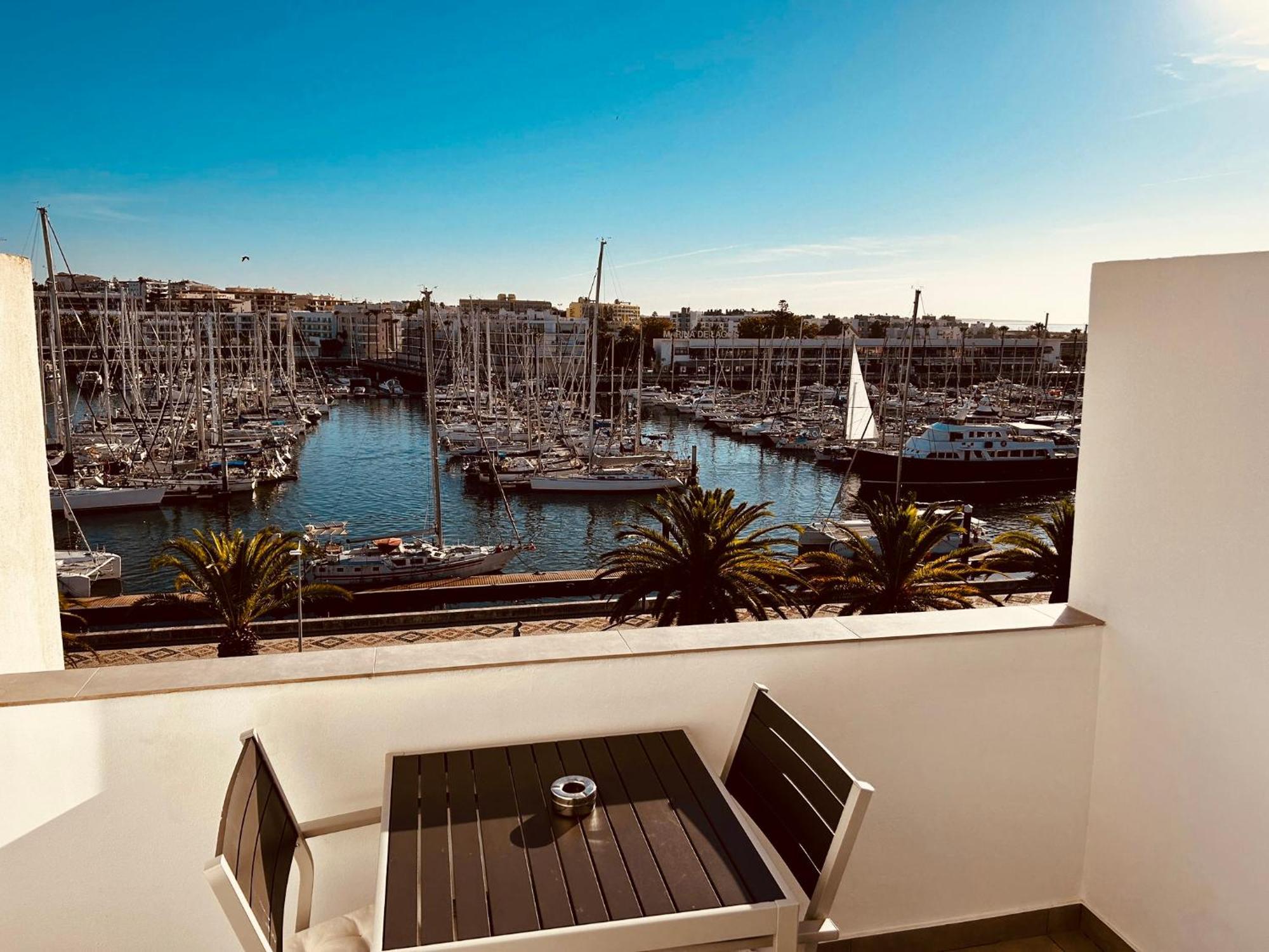 Studio Apt With Spectacular Views Of Lagos Marina ภายนอก รูปภาพ
