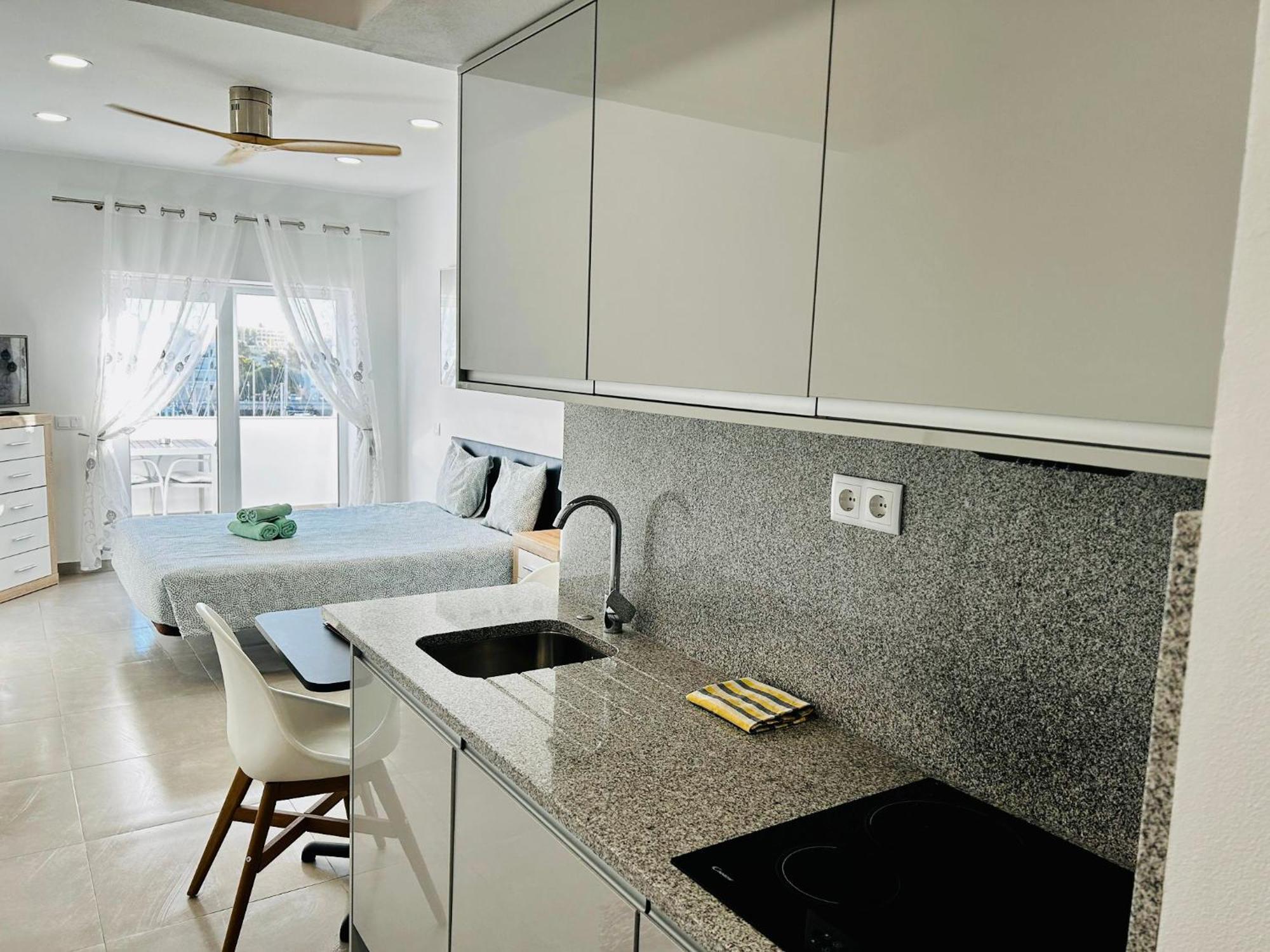 Studio Apt With Spectacular Views Of Lagos Marina ภายนอก รูปภาพ